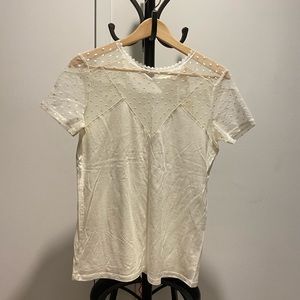 Make white lace Tshirt